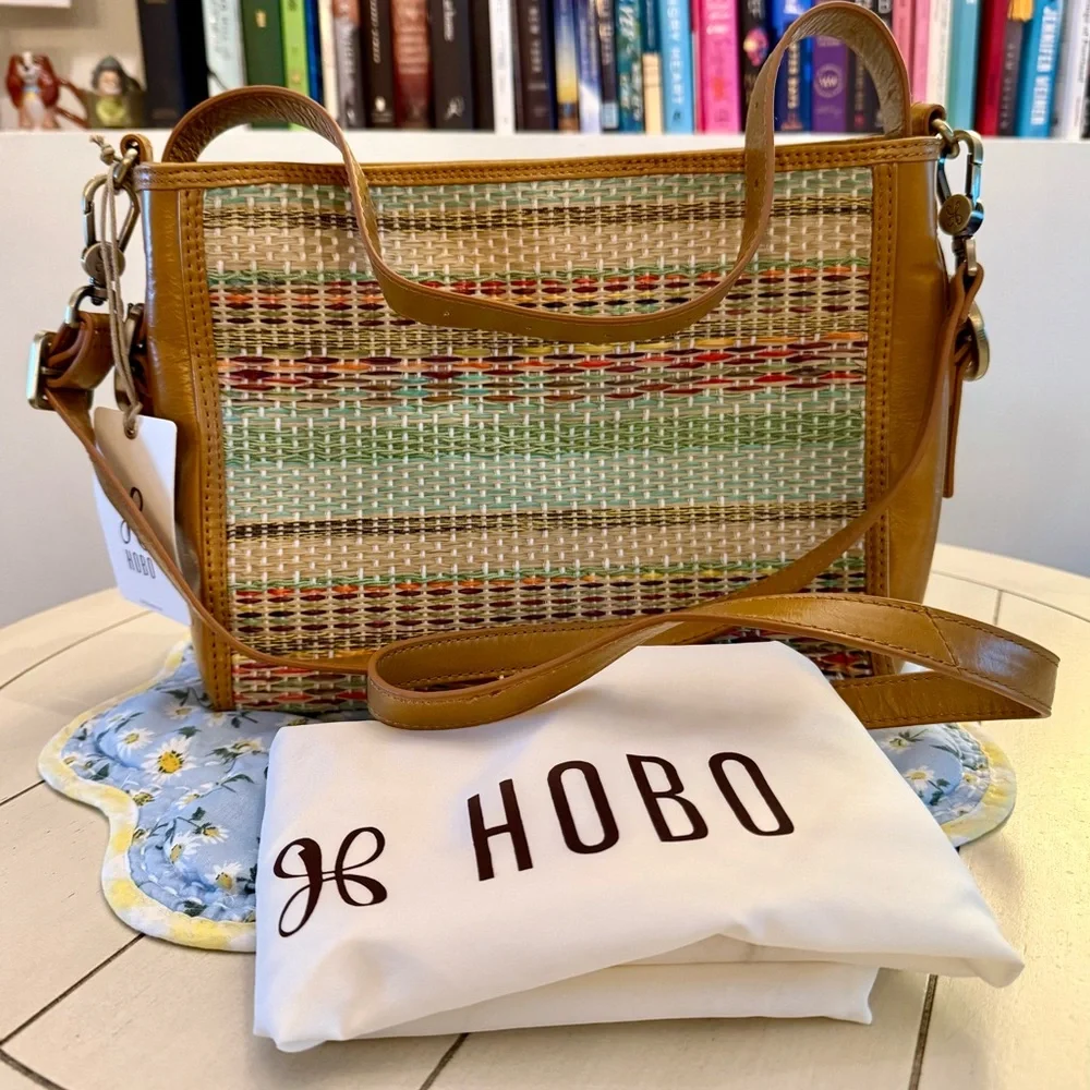 NWT Hobo multicolor leather bag with crossbody and shoulder option - Picture 1 of 14